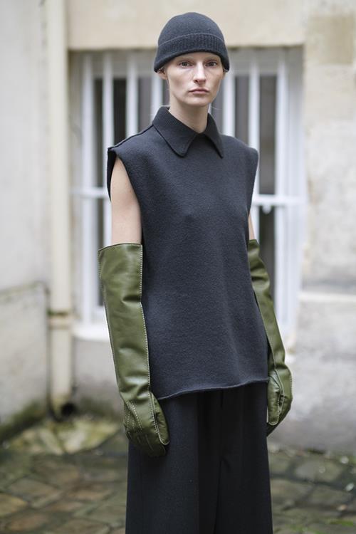 Sofie D'Hoore Sleeveless Jumper in Slate - SKULPT Dublin