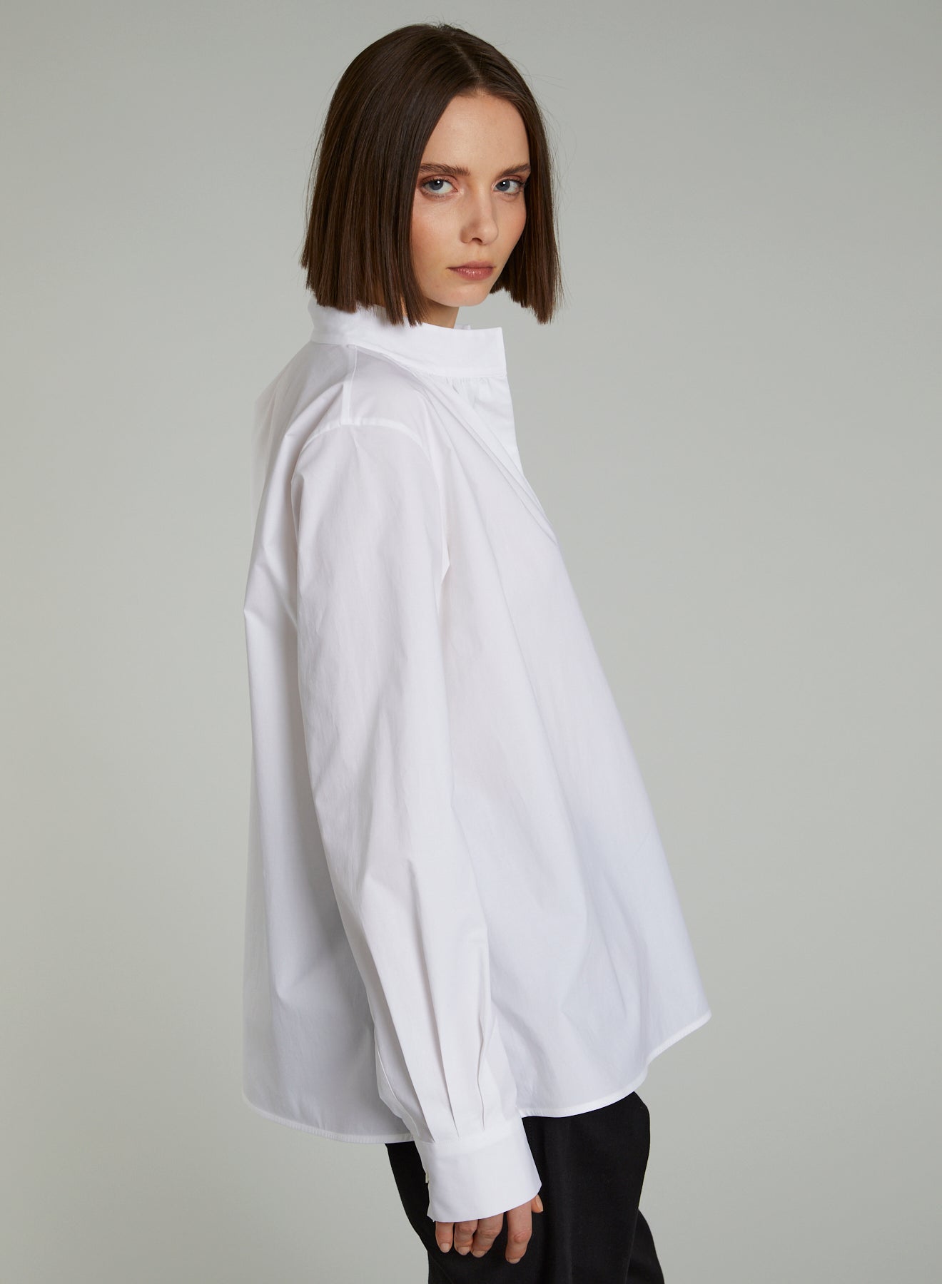 Lis Lareida Atlantis Shirt in White - SKULPT Dublin