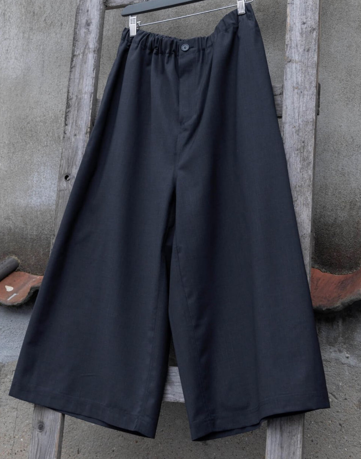 Sofie D'Hoore Wide Leg Charcoal Wool Trousers - SKULPT Dublin