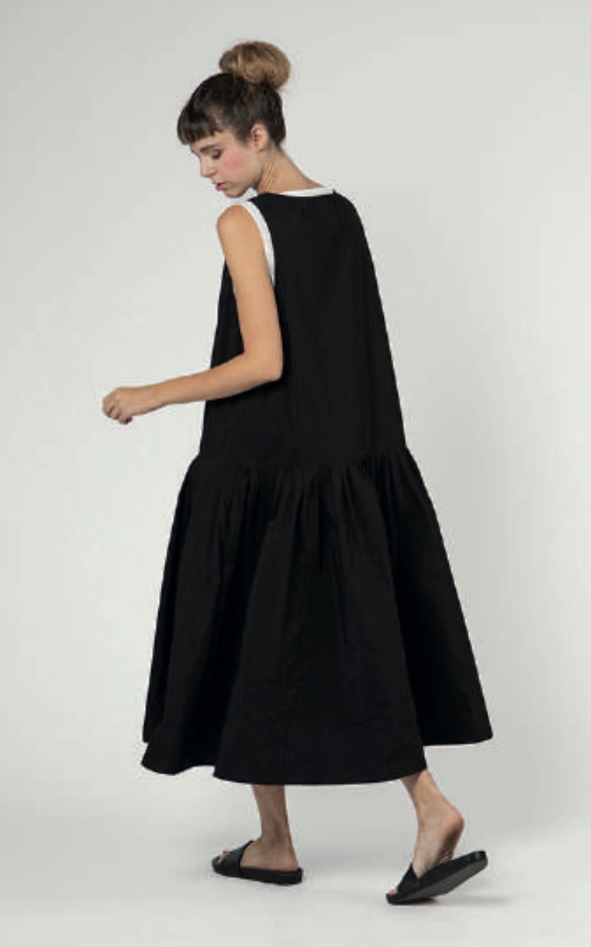 ApuntoB Dress in Black - SKULPT Dublin