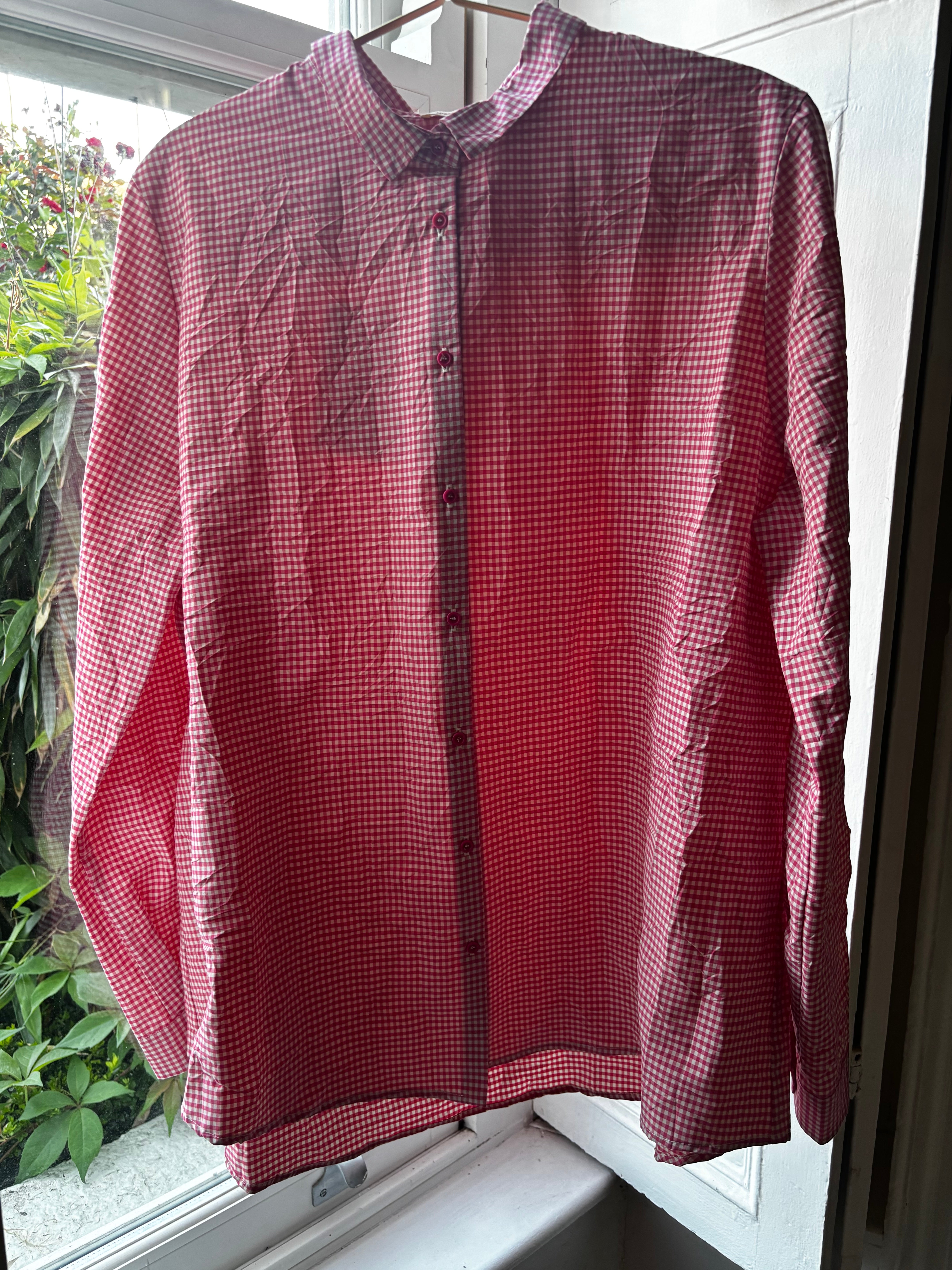 Apuntob Long Sleeve Shirt in Raspberry Gingham - SKULPT Dublin