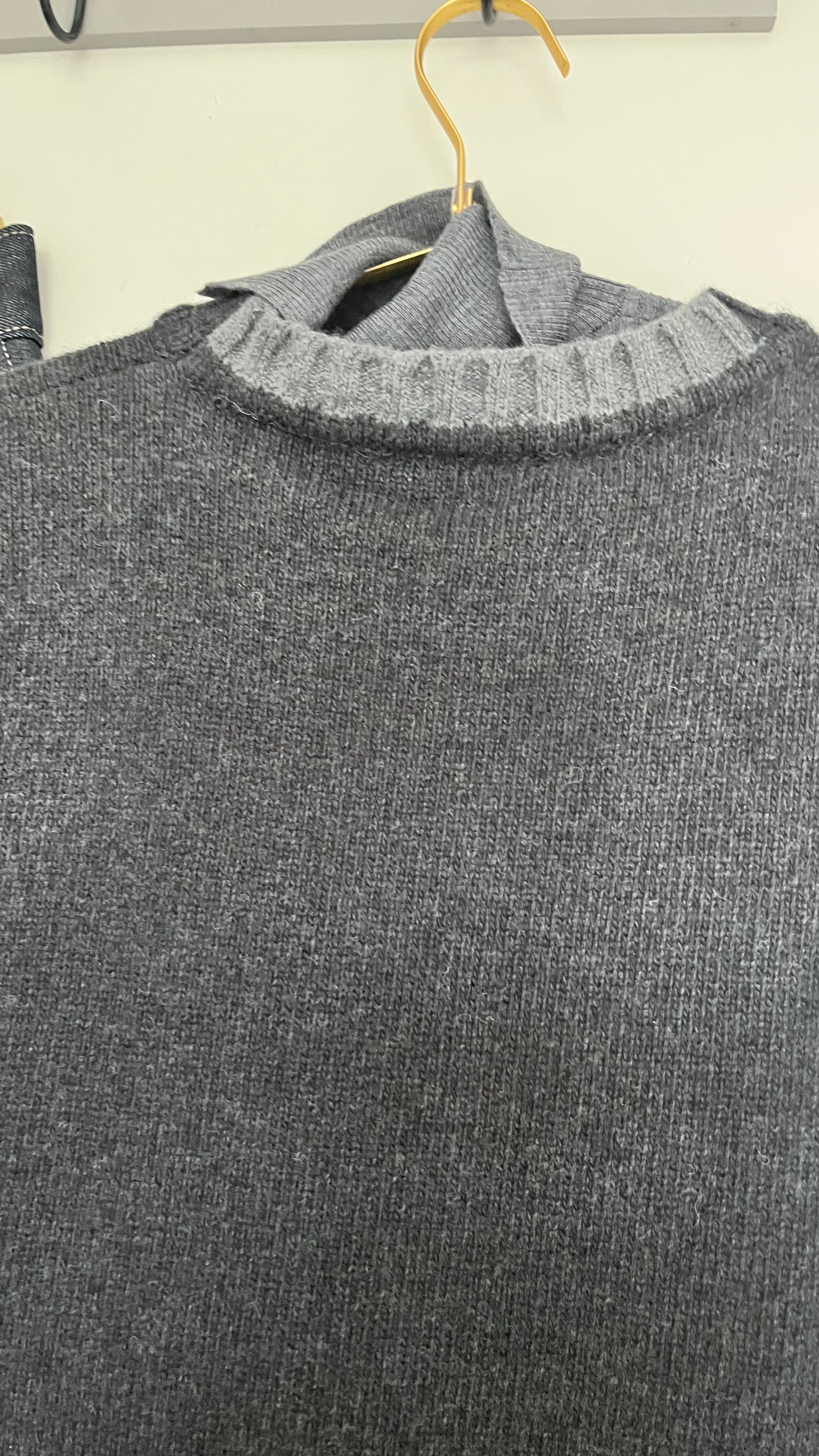 Rialto48 Sleeveless Jumper in Grey - SKULPT Dublin