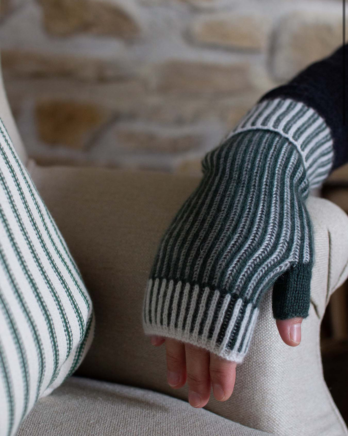 Oats & Rice in Fingerless Gloves in Green Stripe
