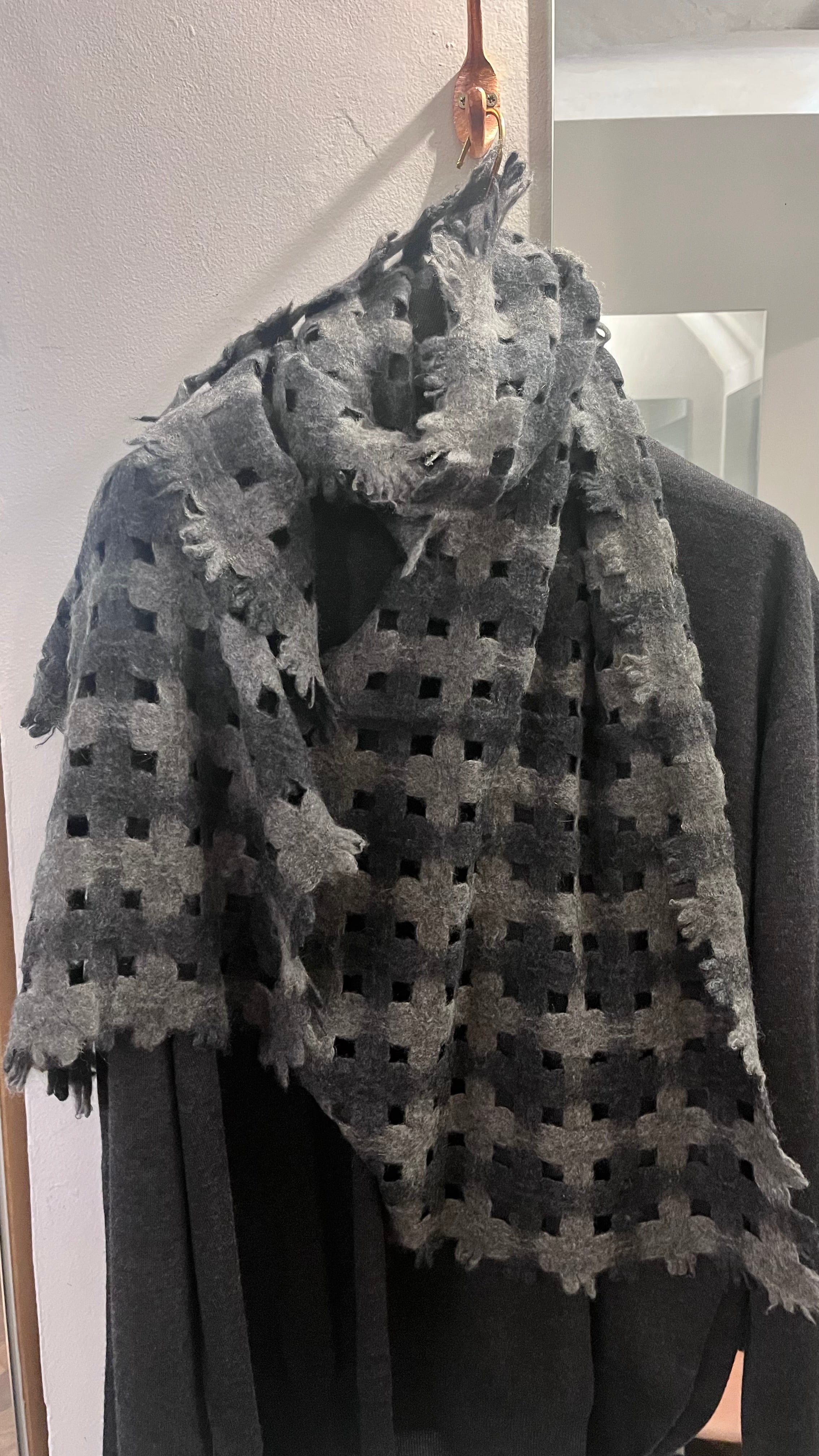 Oats & Rice Waffle Cashmere Scarf in Grey - SKULPT Dublin
