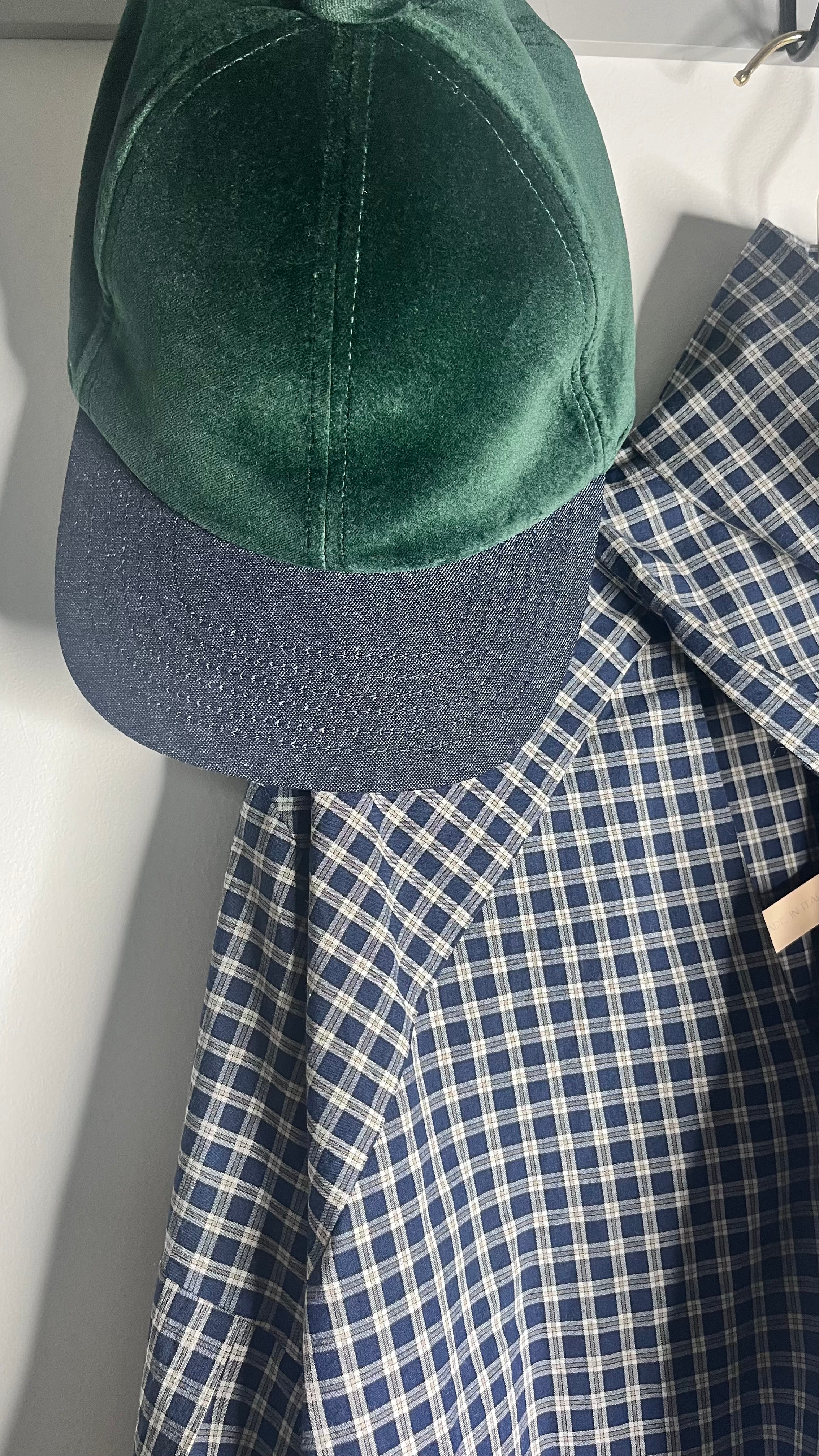 Jejia Cap Velvet - SKULPT Dublin