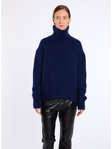 Lis Lareida Chunky Knit Cashmere Jumper in Grey - SKULPT Dublin