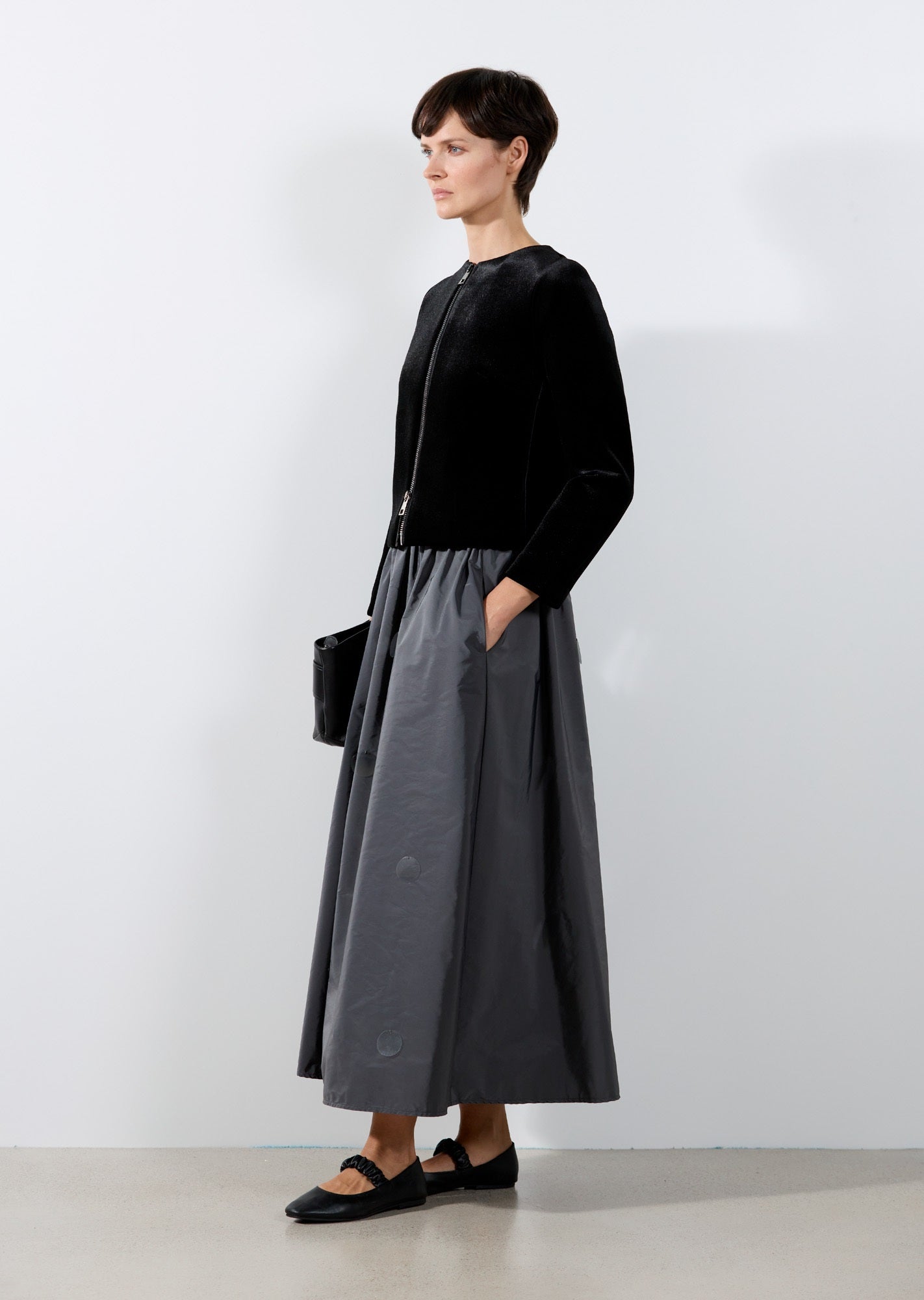 rialto48 Stretch Velvet Jacket in Black