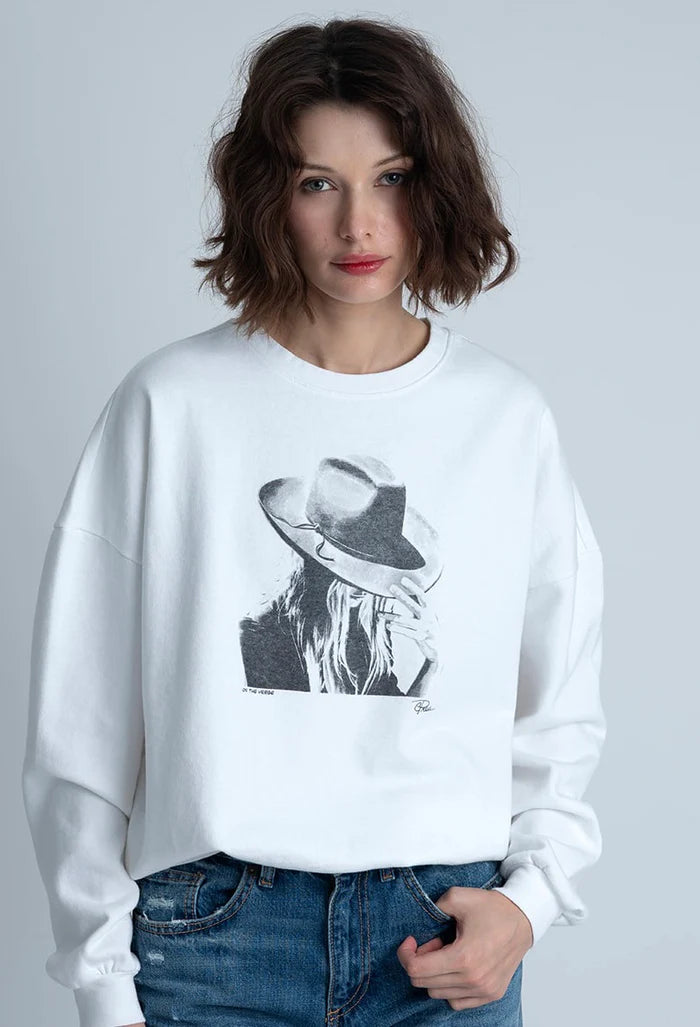 CPress Studio On the Verge Sweatshirt in White