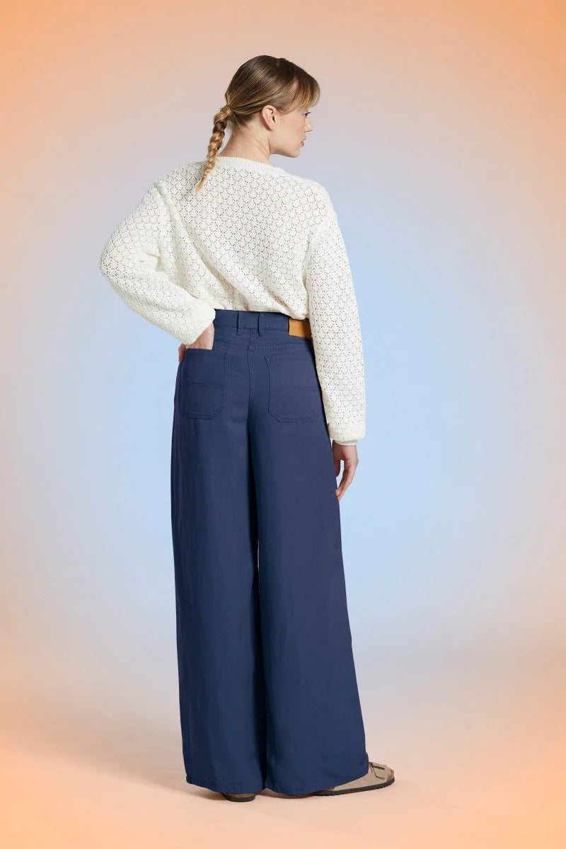 Mat de Misaine Straight Leg Trousers in Indigo - SKULPT Dublin
