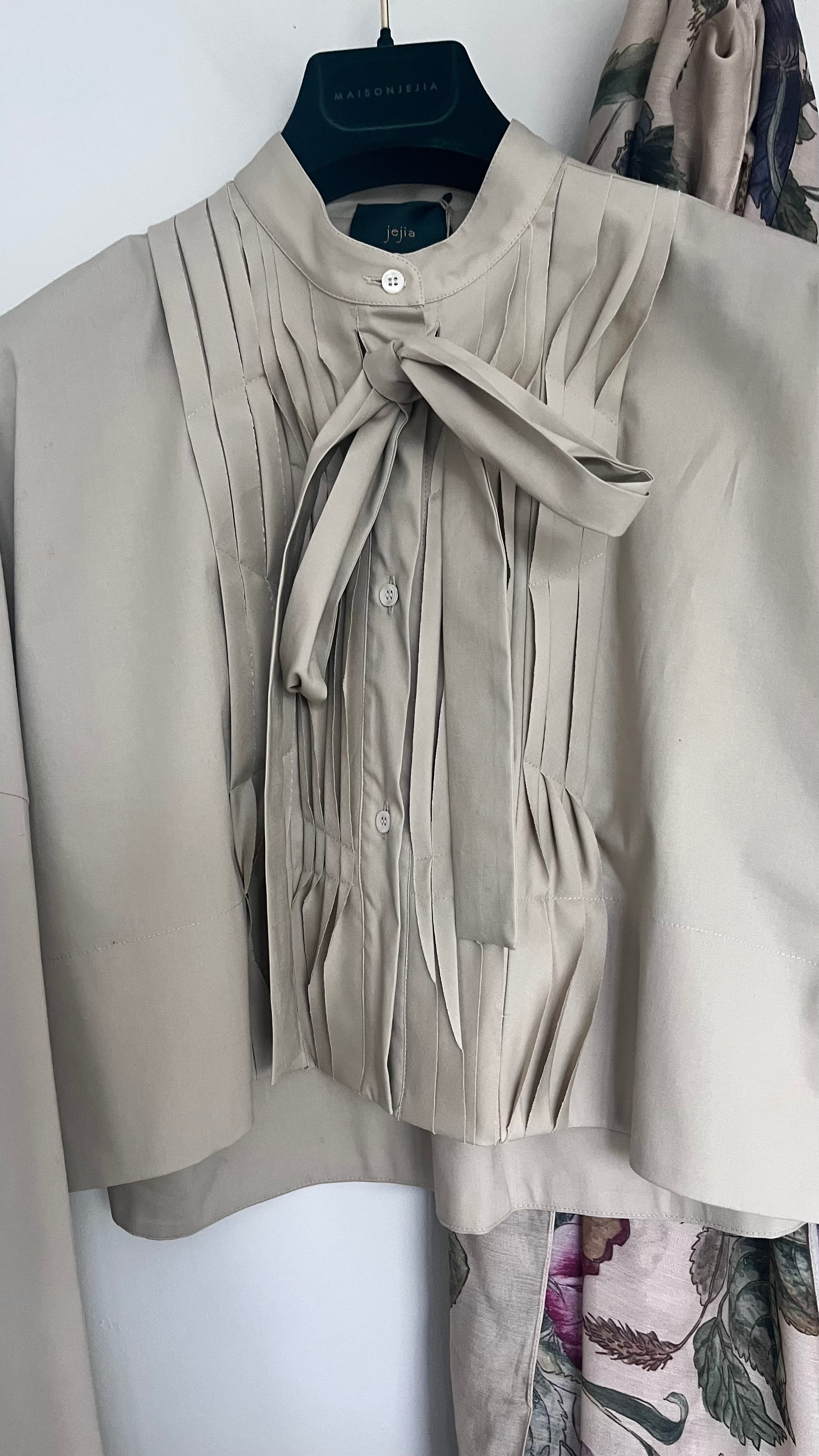 Jejia Crop Shirt - SKULPT Dublin
