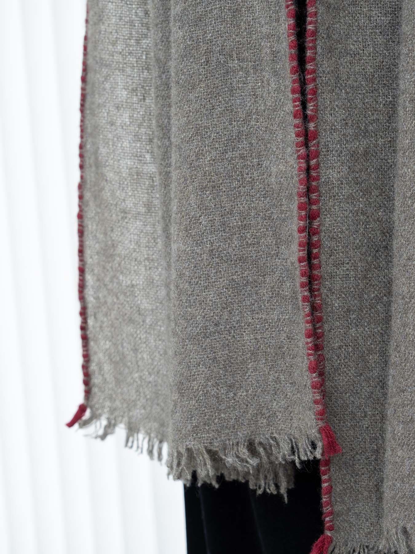 Oats & Rice Weaved Scarf in Grey Rust Trim
