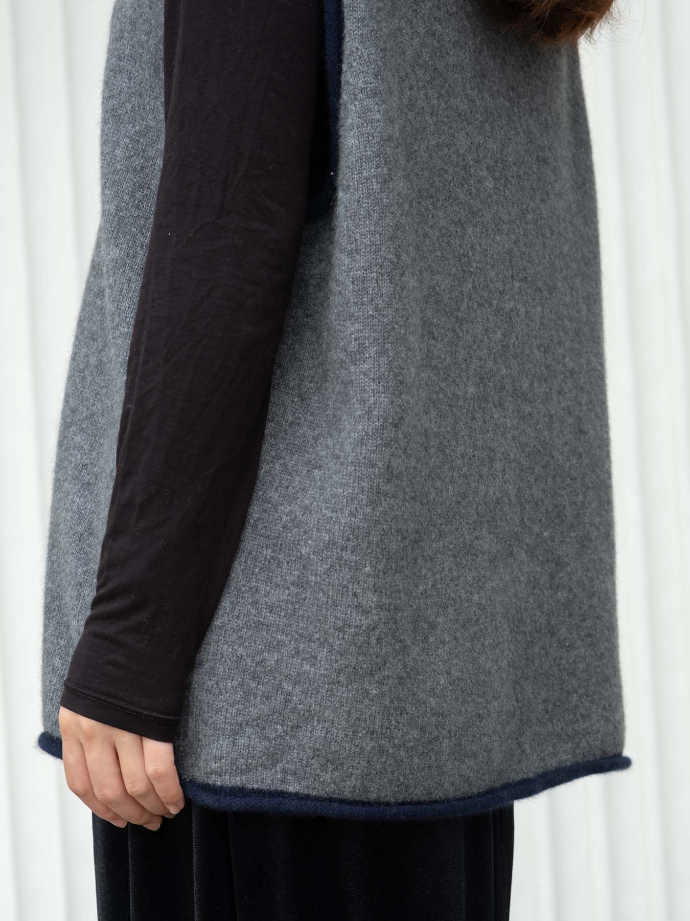Oats & Rice Scarf in Grey and Navy