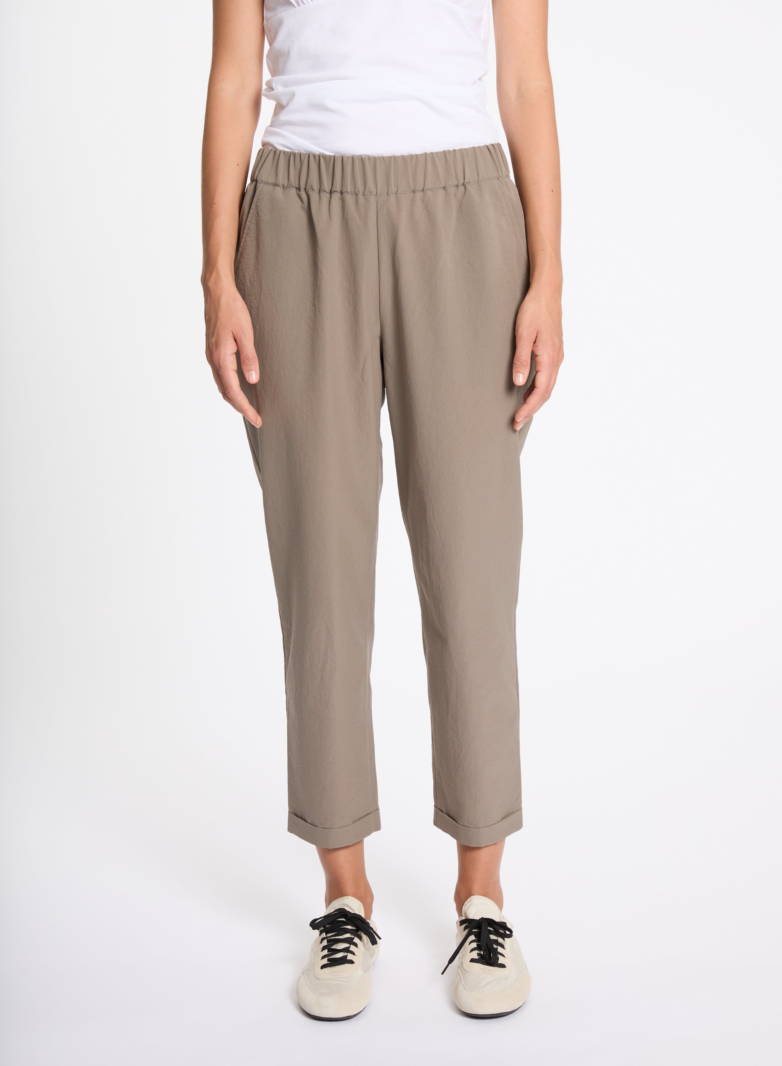 Lis Lareida Athleisure Taper Leg Pants in Muted Olive - SKULPT Dublin
