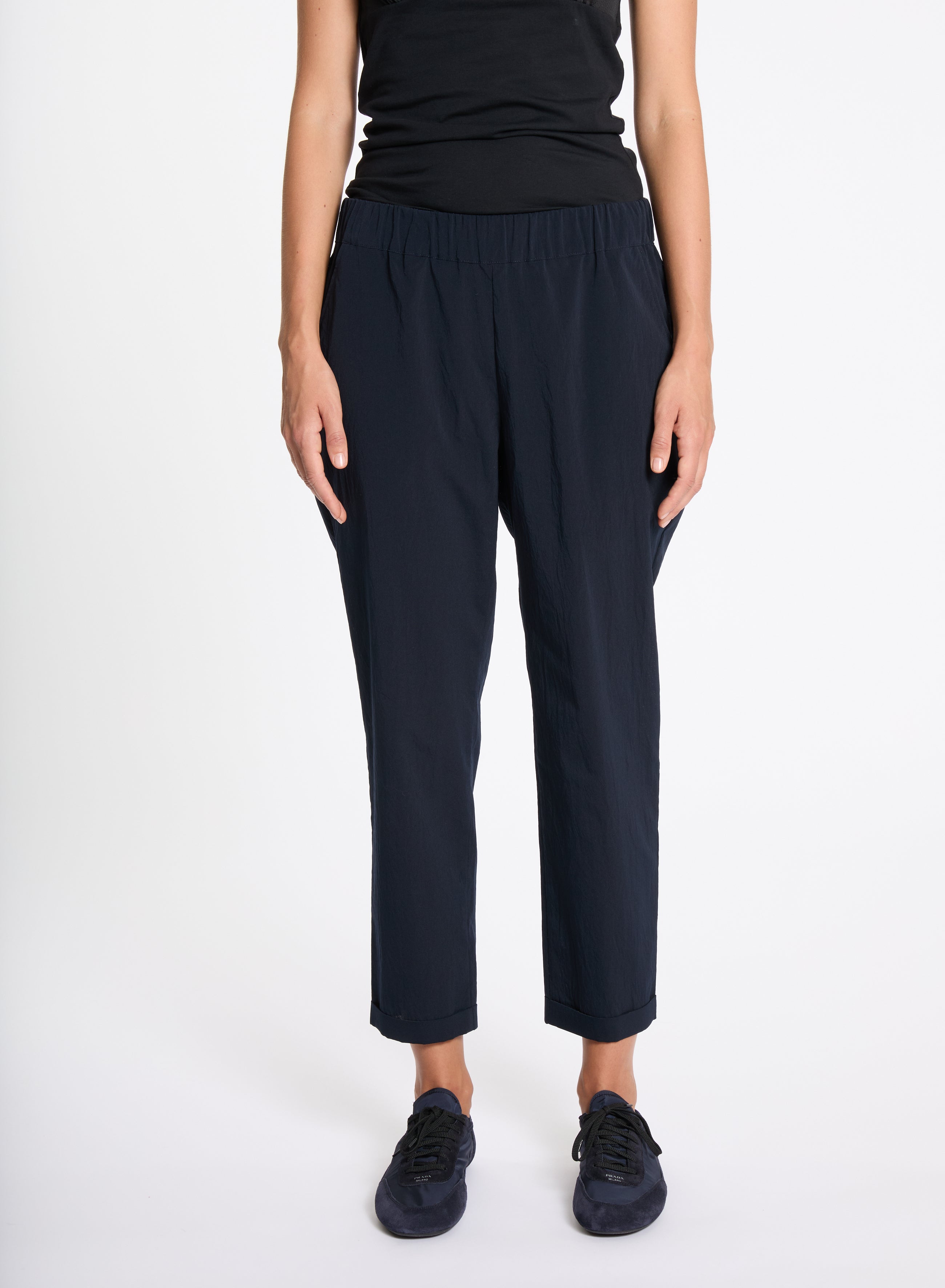 Lis Lareida Athleisure Taper Leg Pants in Navy - SKULPT Dublin