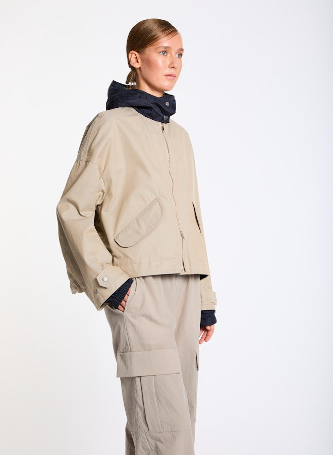 Lis Lareida Ghisele Jacket with Navy Contrast - SKULPT Dublin