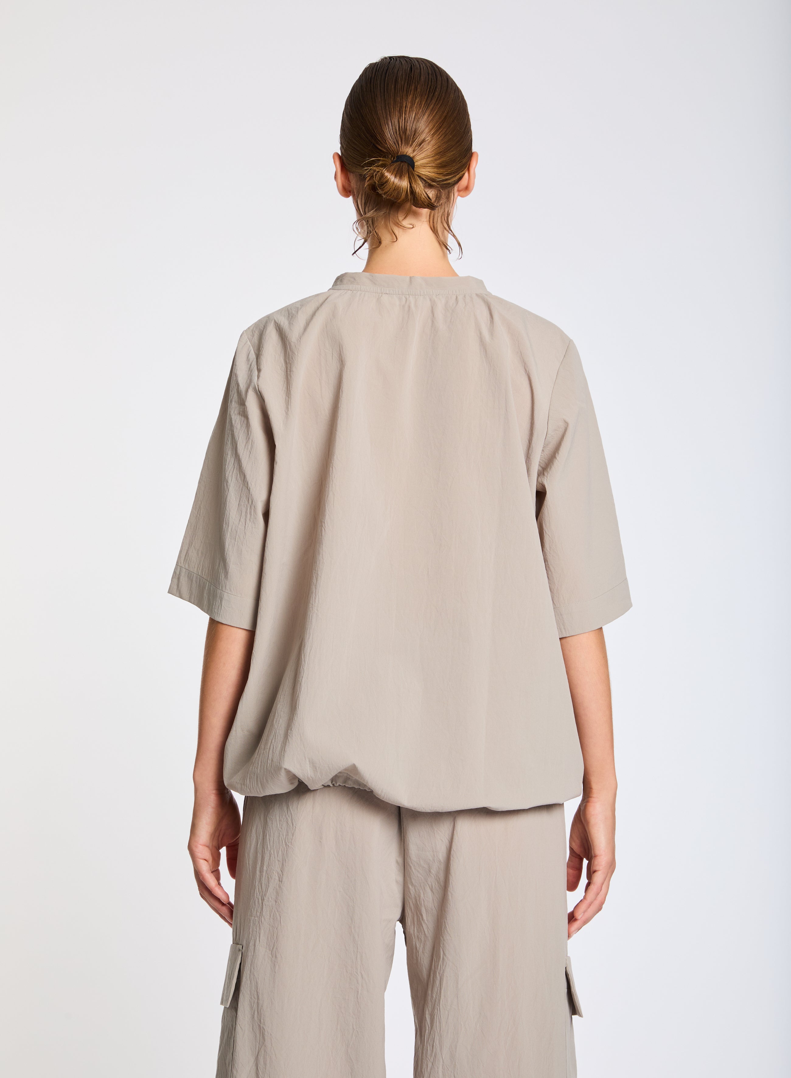 Lis Lareida Athleisure Short Sleeve Tee with Ruffle in Navy - SKULPT Dublin