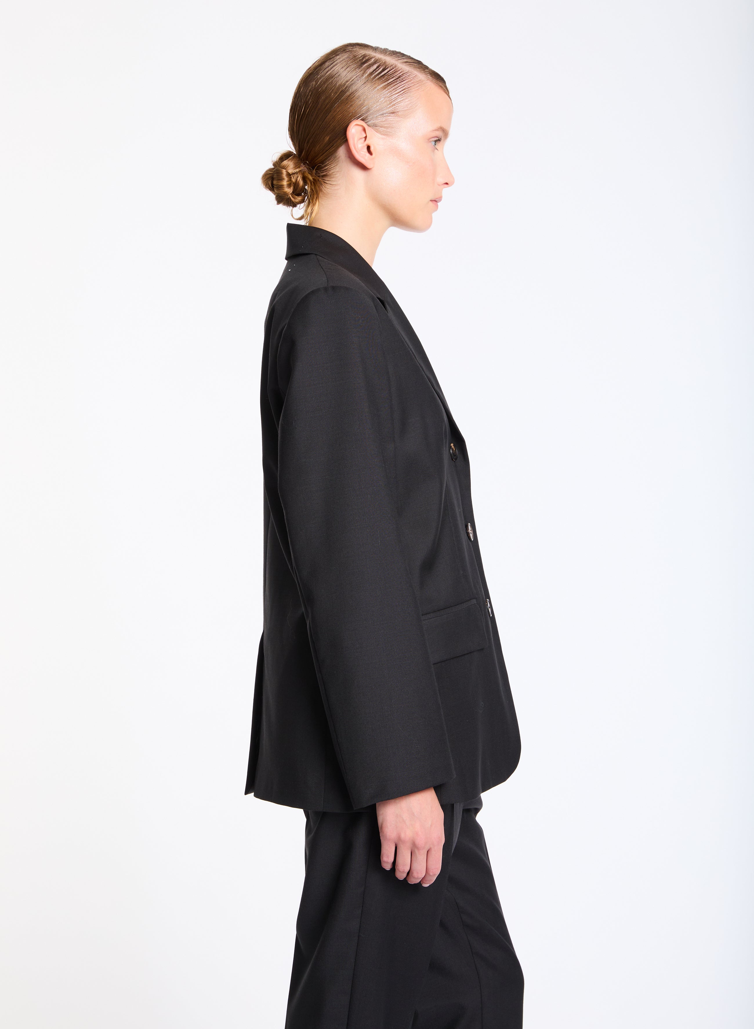 Lis Lareida Wool Suit in Dark Navy - SKULPT Dublin
