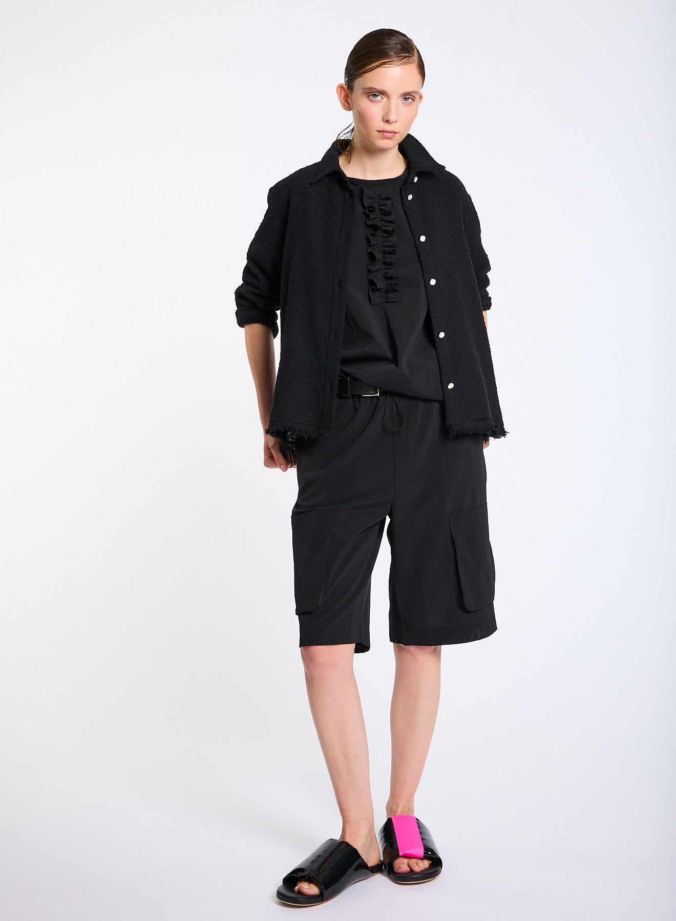 Lis Lareida Athleisure Short Sleeve Tee with Ruffle in Navy - SKULPT Dublin