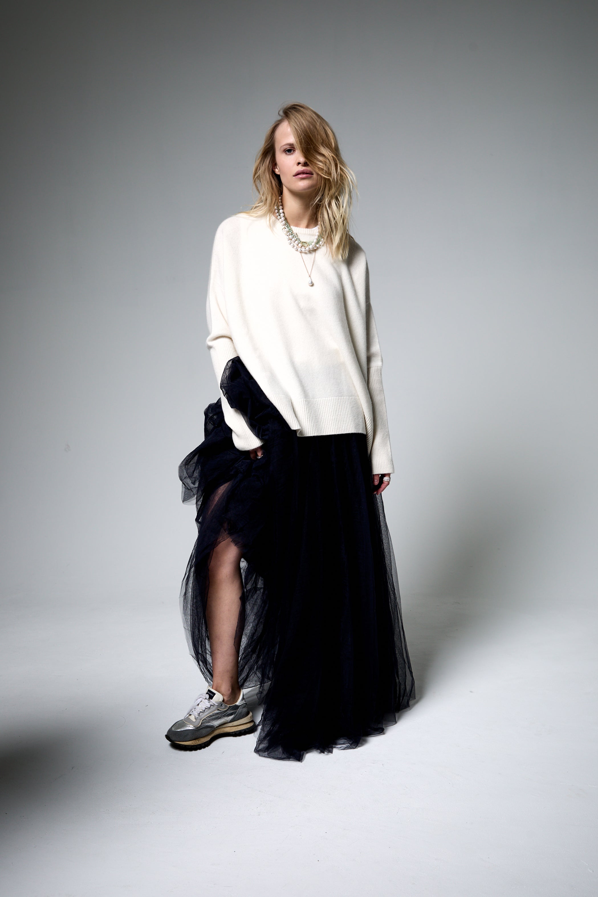 Liya B'x Tulle Skirt in Navy