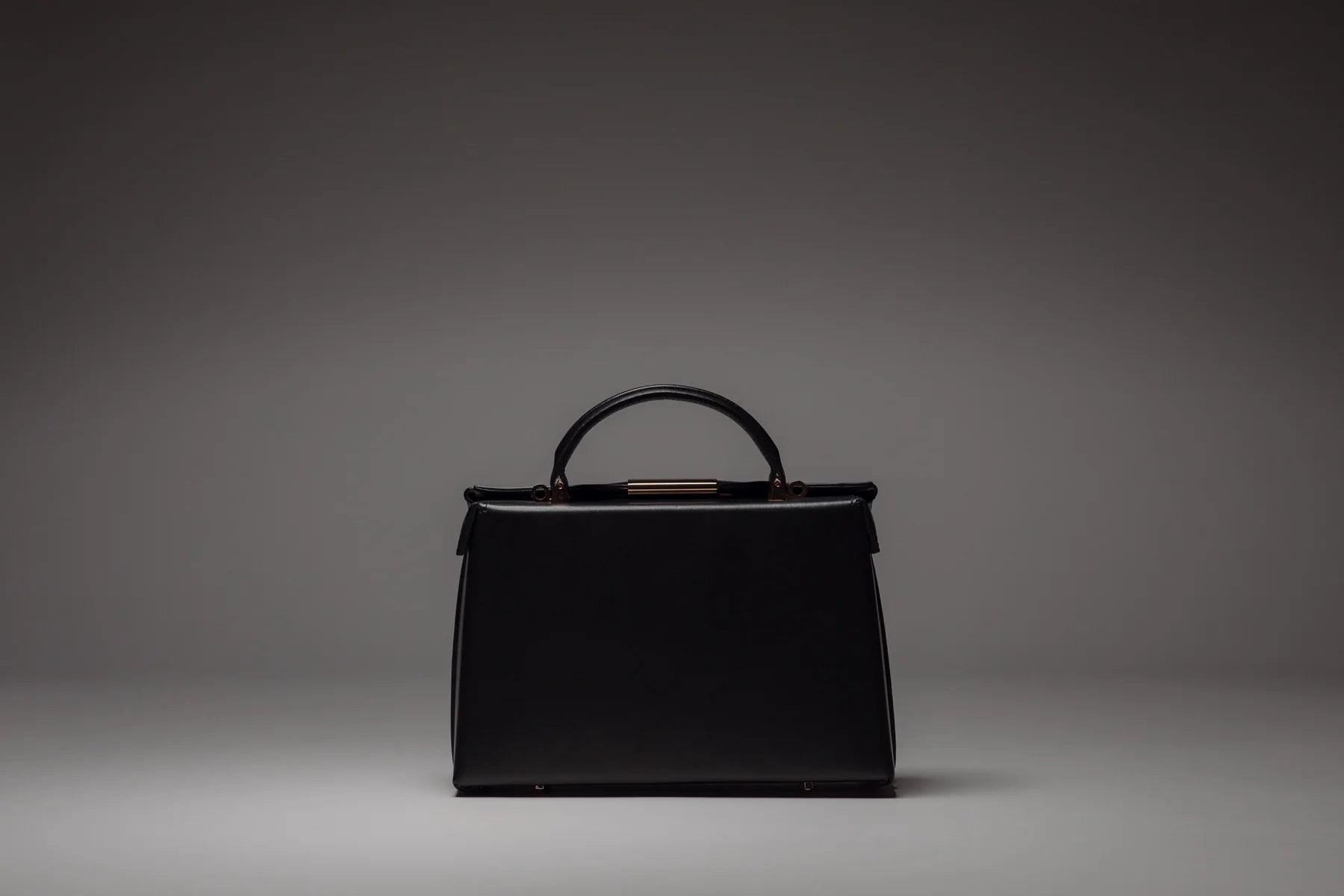 Filodee Poshy Handbag in Black - SKULPT Dublin