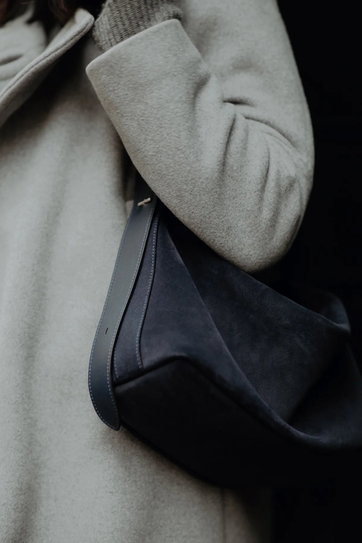 Filodee Dee Handbag in Navy - SKULPT Dublin