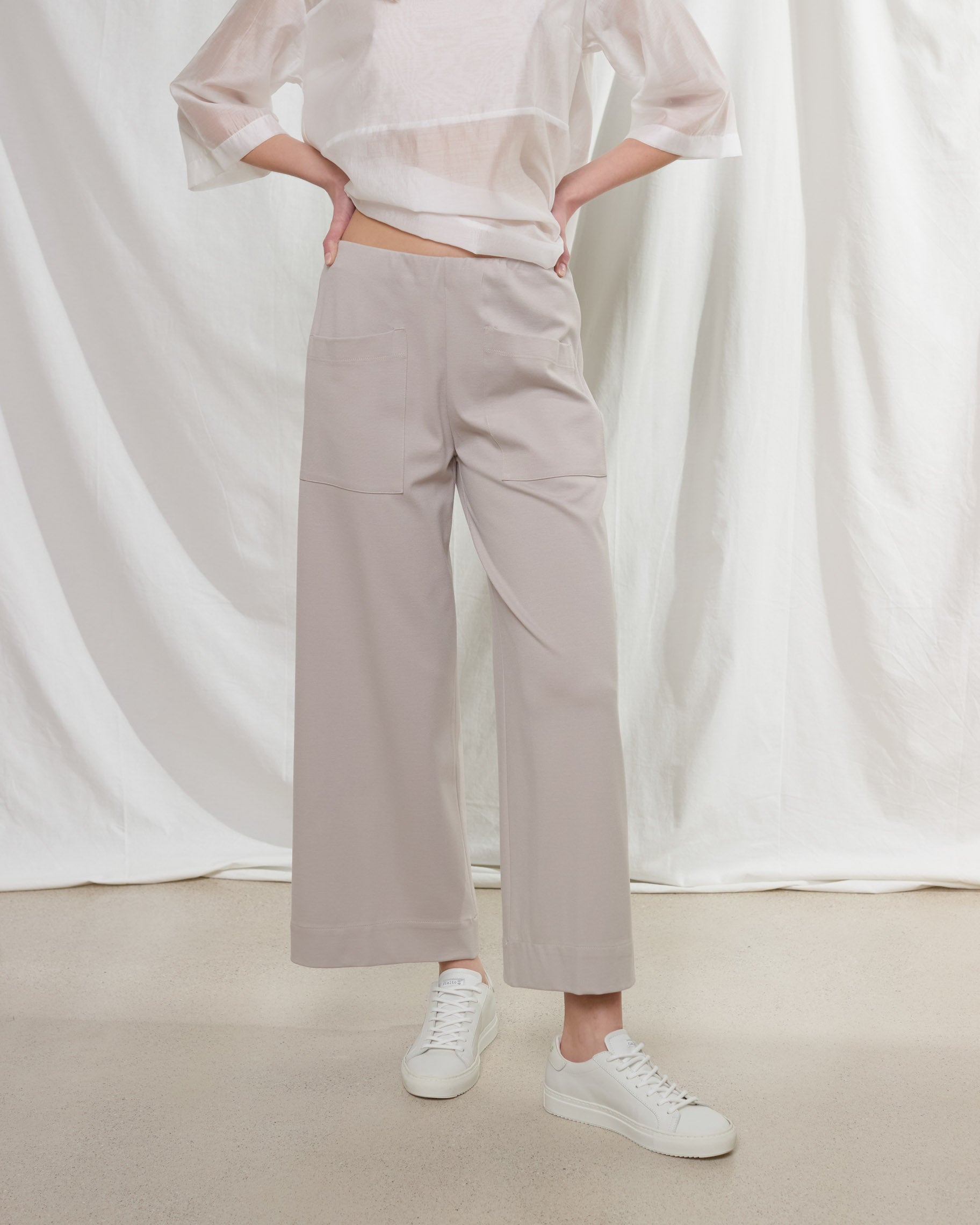 rialto48 Wide Leg Stretch Trousers in Navy - SKULPT Dublin