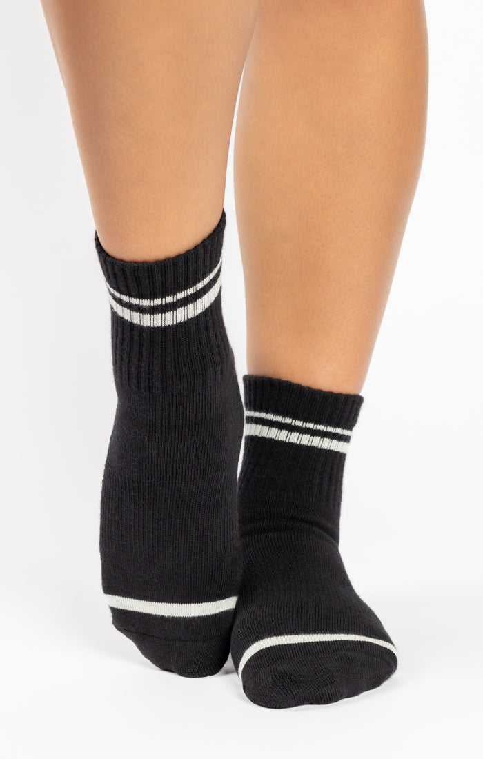 Pointe Studio Grip Sock Full Ankle Coverage - SKULPT Dublin