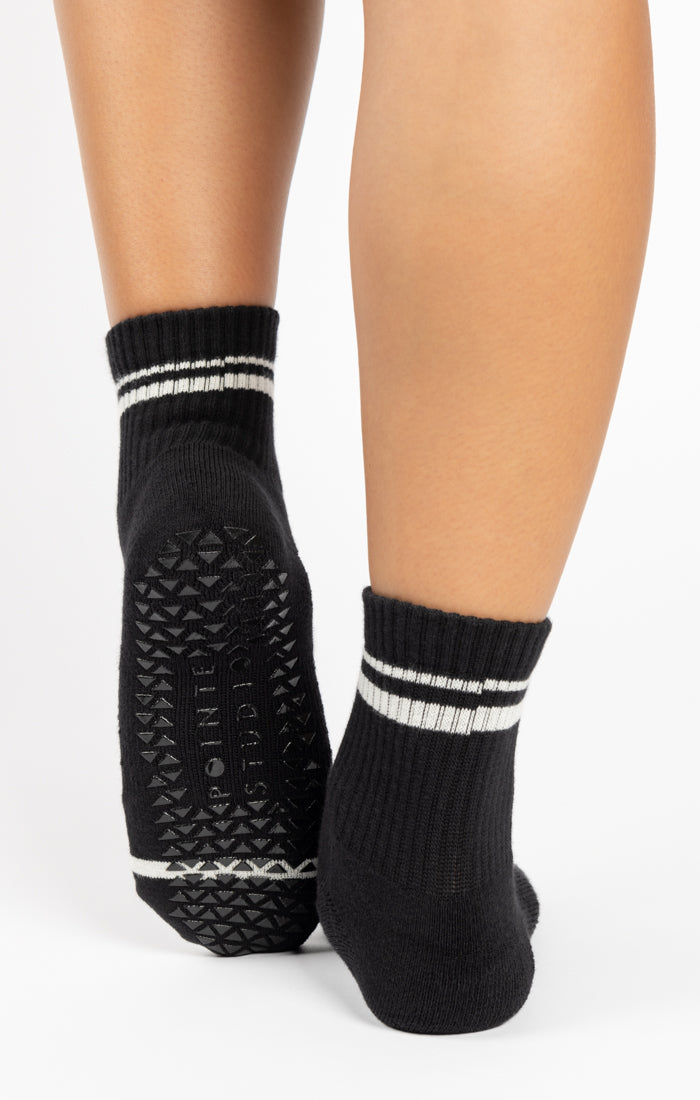 Pointe Studio Grip Sock Full Ankle Coverage - SKULPT Dublin