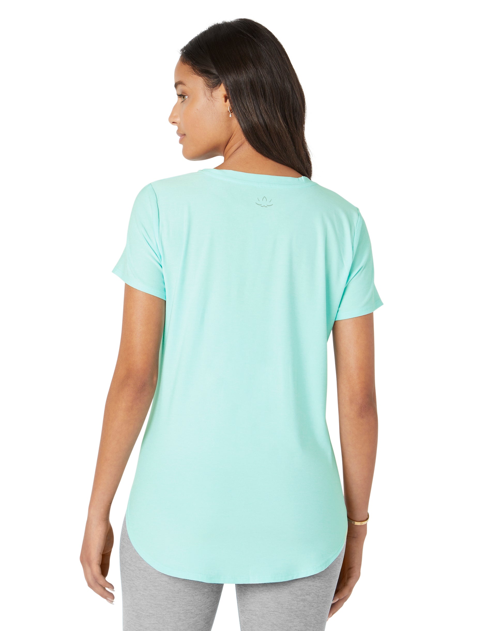 Beyond Yoga Short Sleeve Tee in Pebble Light - SKULPT Dublin