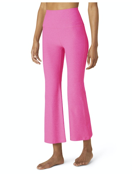 Beyond Yoga Crop Flare in Pink - SKULPT Dublin