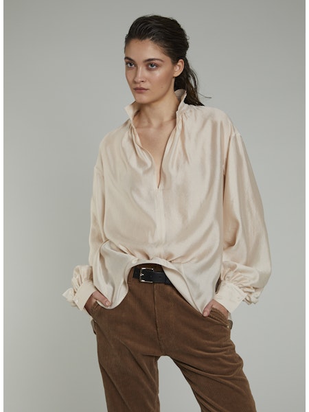 Lis Lareida Alyssa Shirt in Gold - SKULPT Dublin