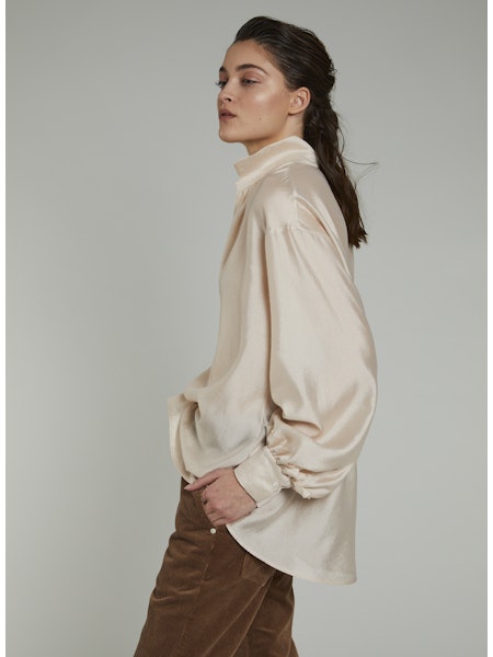 Lis Lareida Alyssa Shirt in Gold - SKULPT Dublin