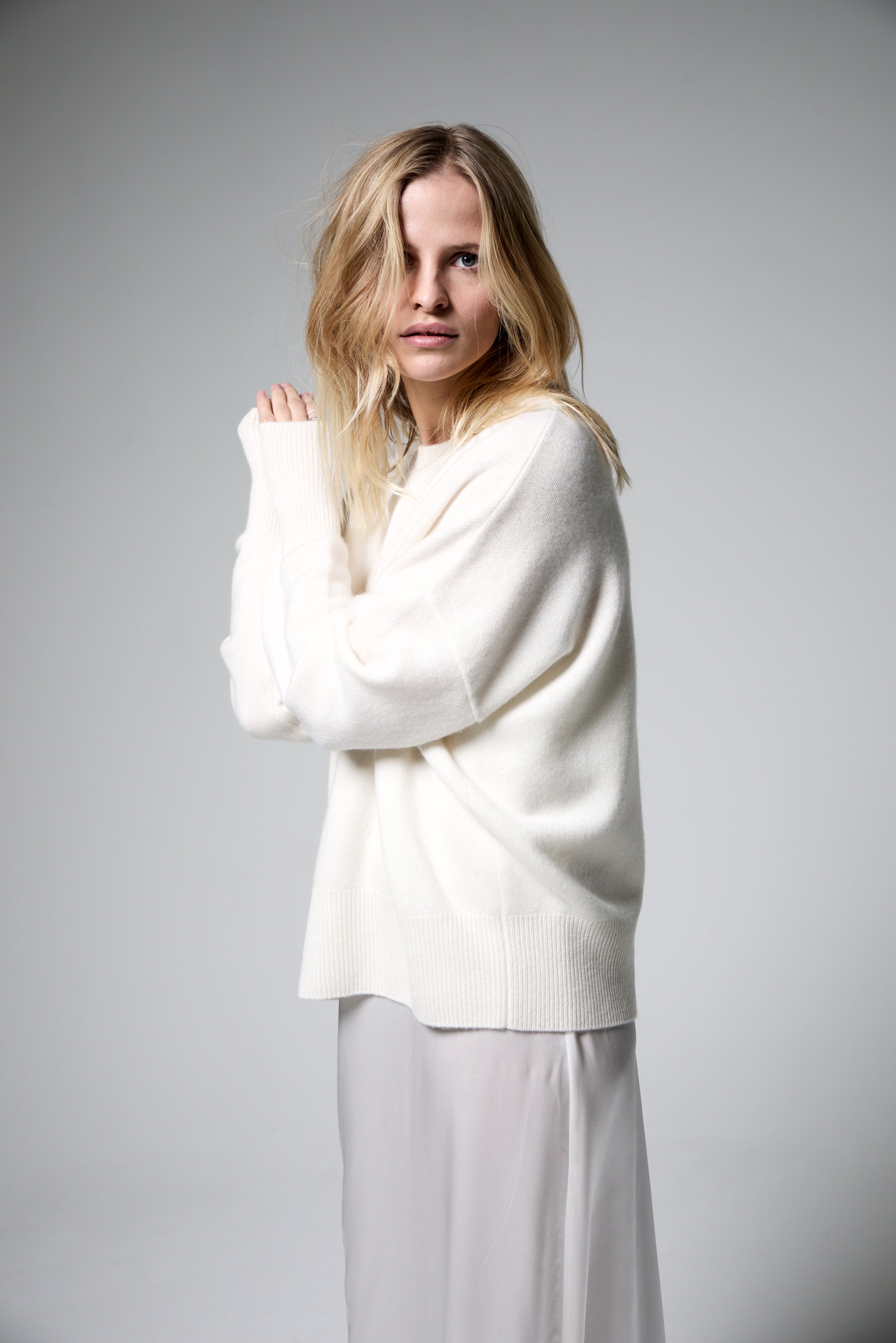 Liya B'x Cashmere Jumper in Winter White - SKULPT Dublin