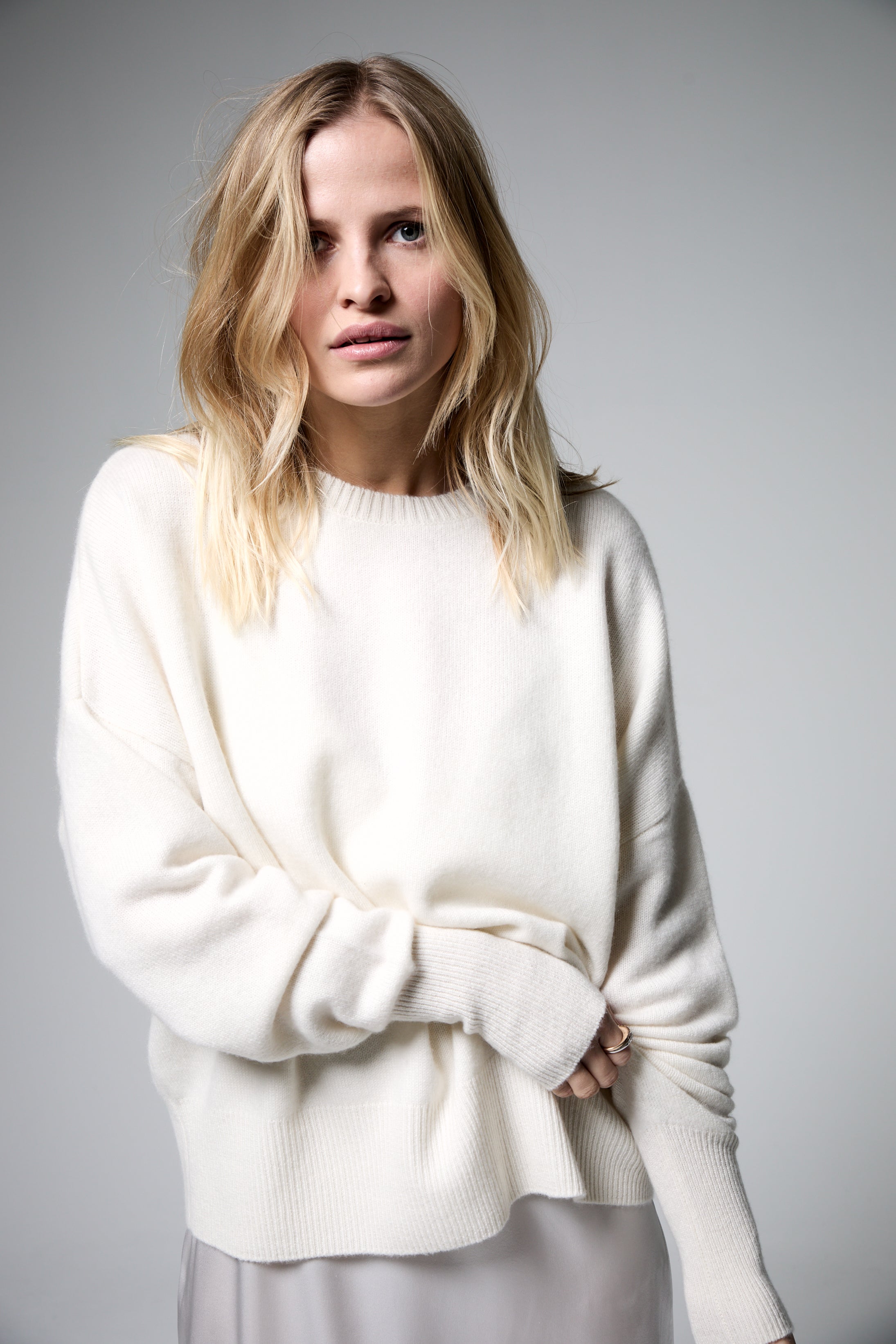 Liya B'x Cashmere Jumper in Winter White - SKULPT Dublin