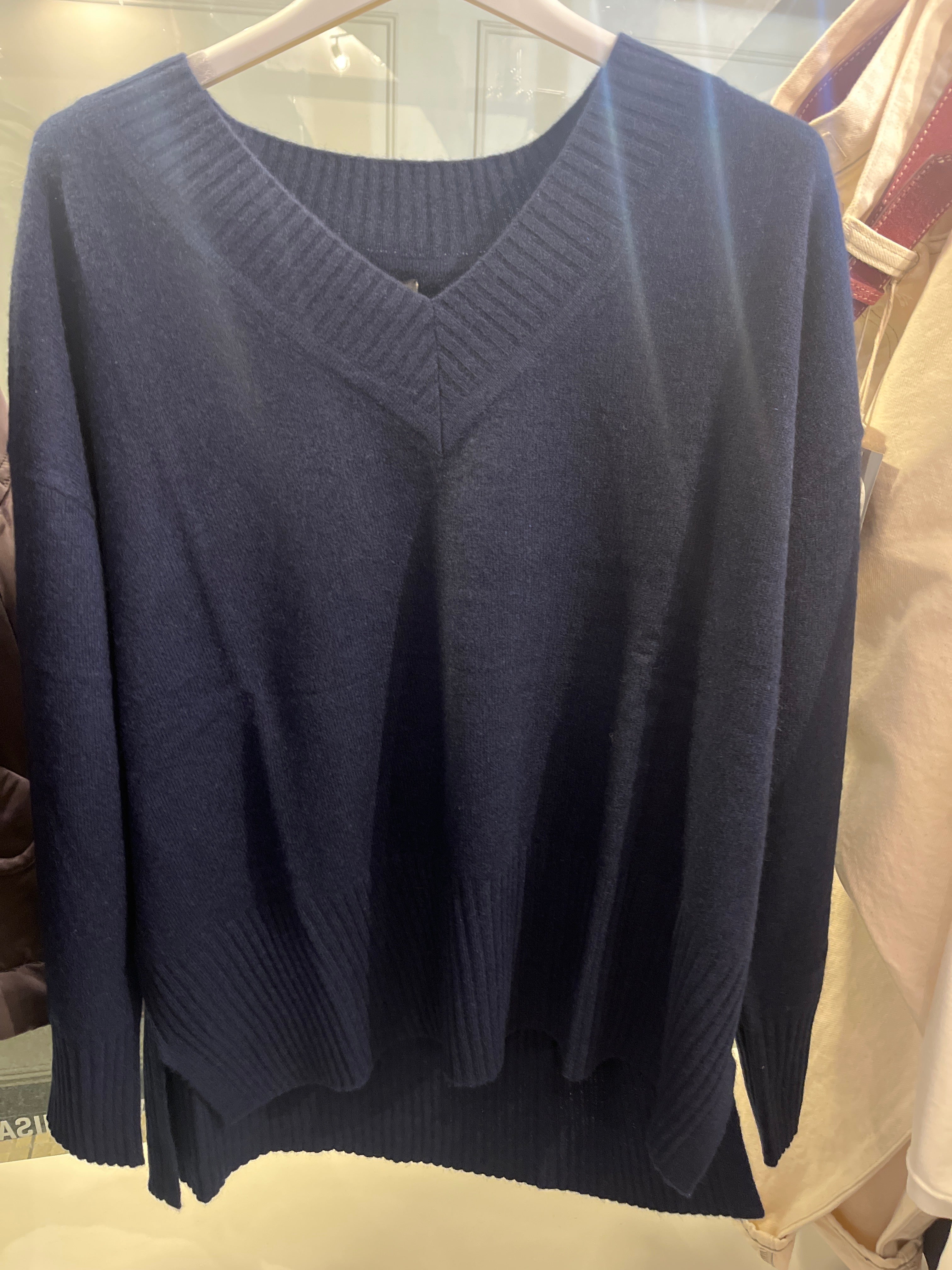 Estheme V Neck Jumper in Navy - SKULPT Dublin