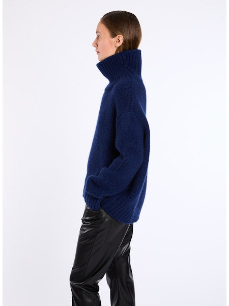 Lis Lareida Chunky Knit Cashmere Jumper in Grey - SKULPT Dublin