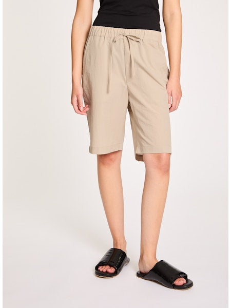 Lis Lareida Athleisure Shorts in Light Taupe - SKULPT Dublin