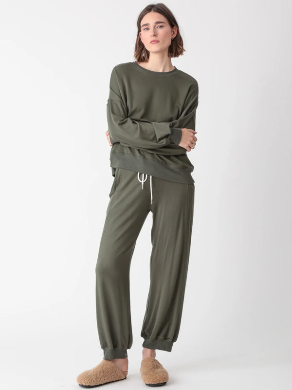 Electric and Rose Balloon Sweatpants in Khaki - SKULPT Dublin