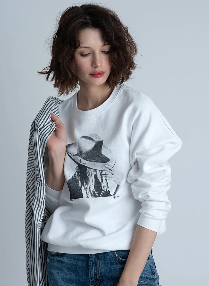 CPress Studio On the Verge Sweatshirt in White
