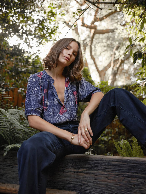 Natalie Martin Short Sleeve Shirt in Peacock Ink