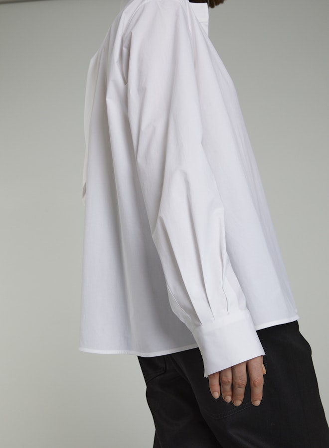 Lis Lareida Atlantis Shirt in White - SKULPT Dublin