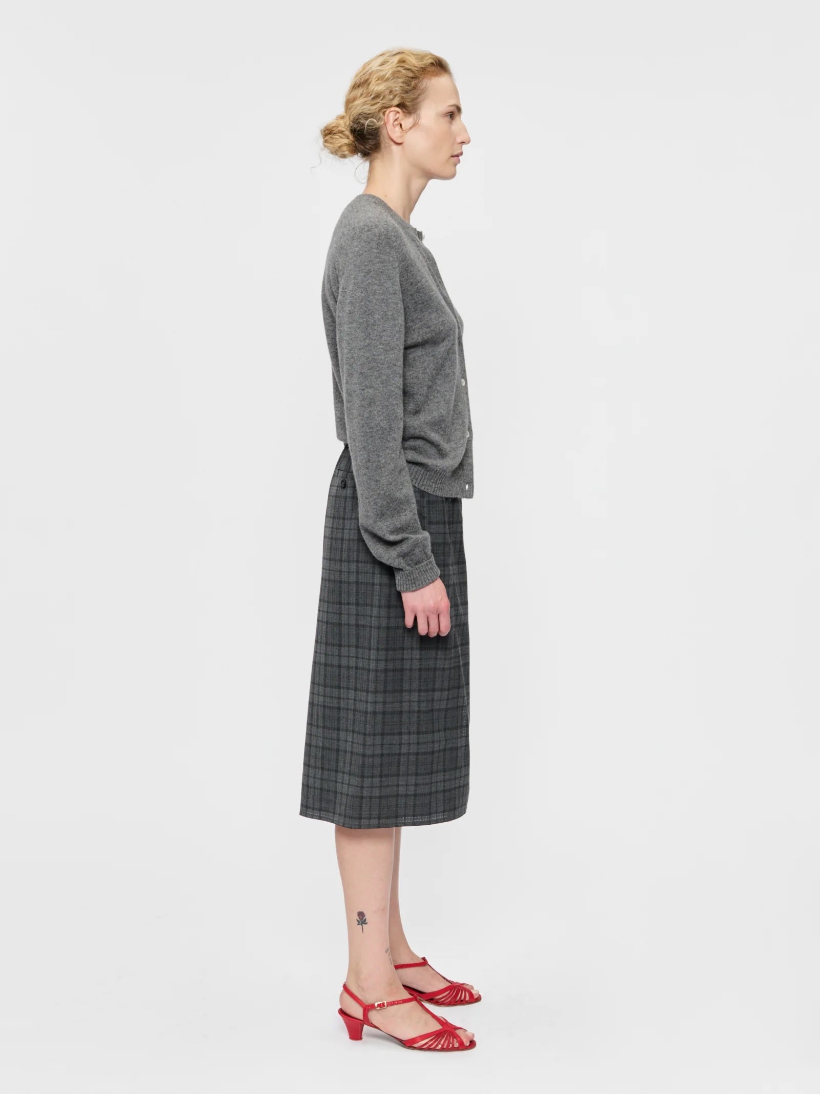 6397 City Shorts in Grey Plaid - SKULPT Dublin