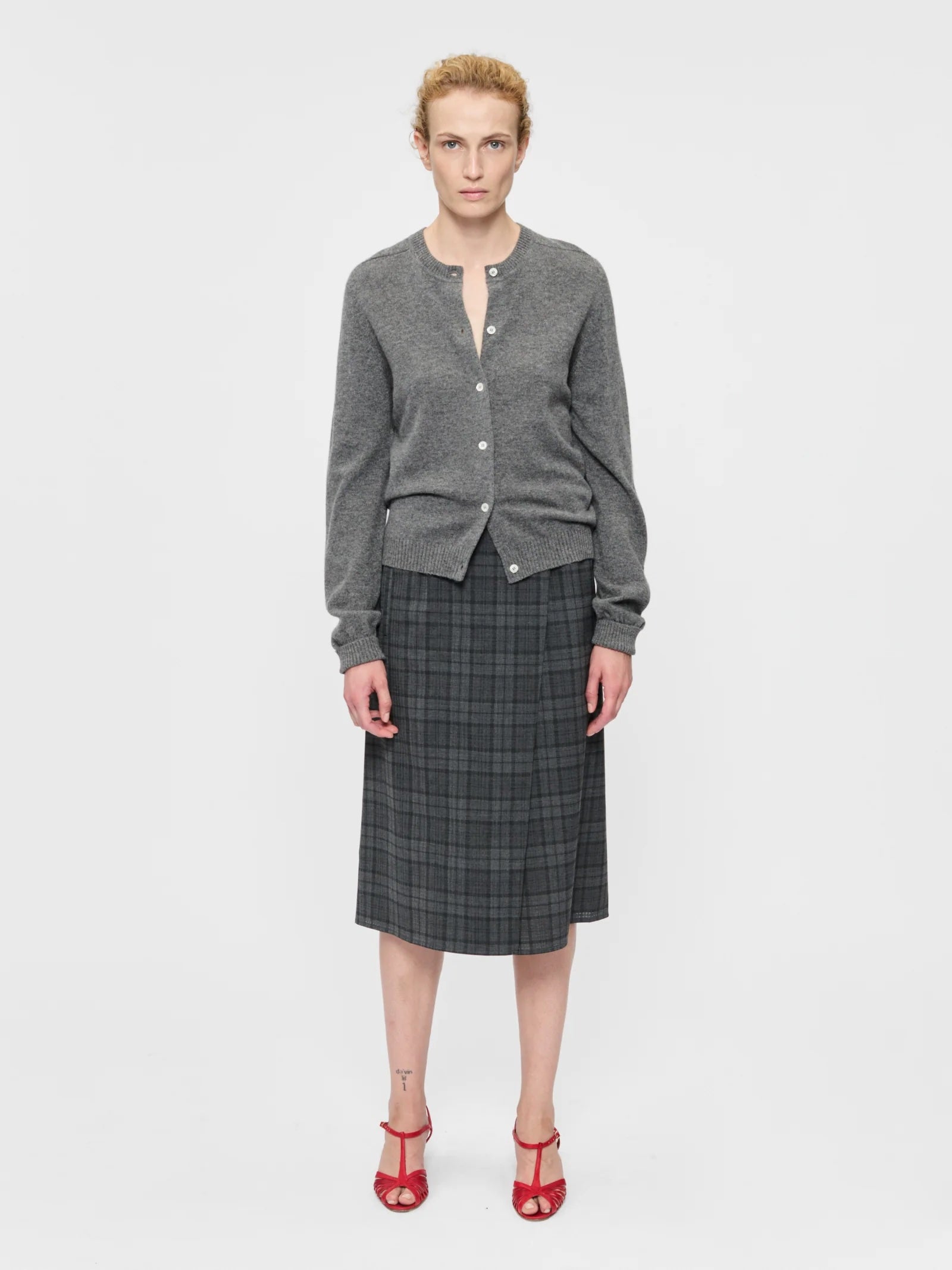 6397 City Shorts in Grey Plaid - SKULPT Dublin