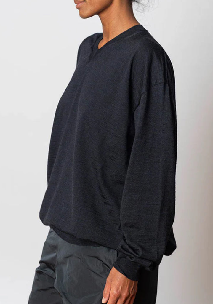 Sofie D'Hoore Charcoal V Neck Jumper - SKULPT Dublin
