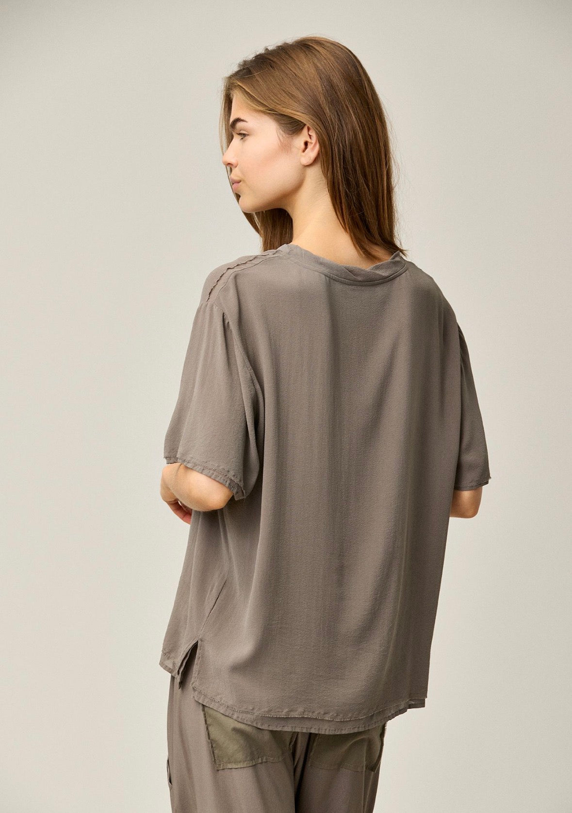 Kristensen du Nord Silk Tee in Black - SKULPT Dublin