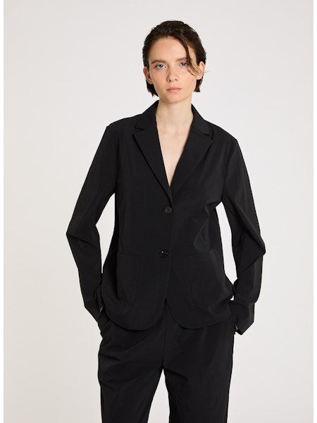 Lis Lareida Athleisure Blazer in Black - SKULPT Dublin