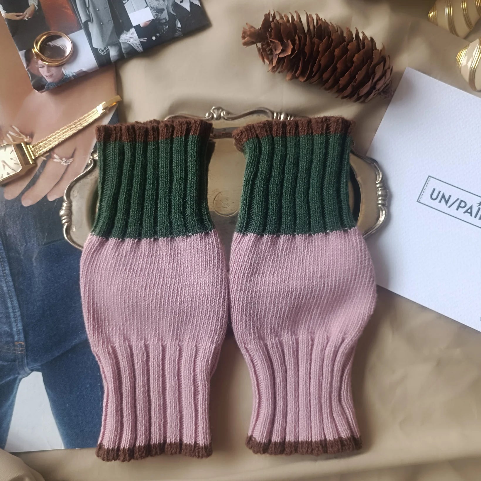 Unpair Sleeve in Pink Green Brown