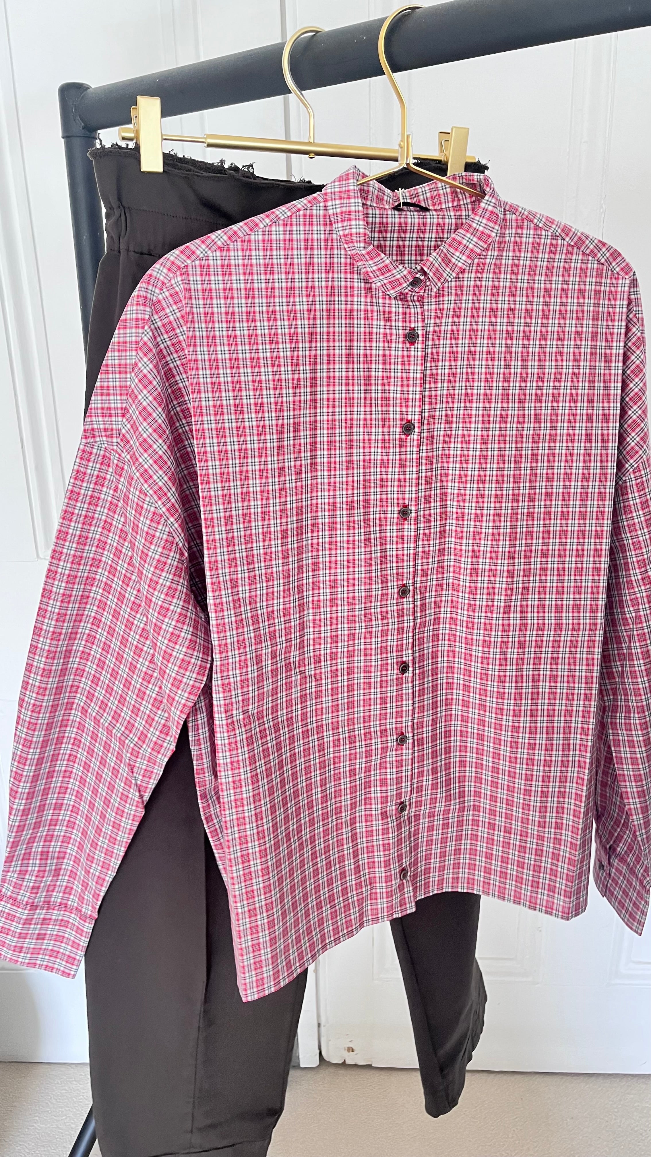 Apuntob Long Sleeve Shirt in Red Tartan - SKULPT Dublin