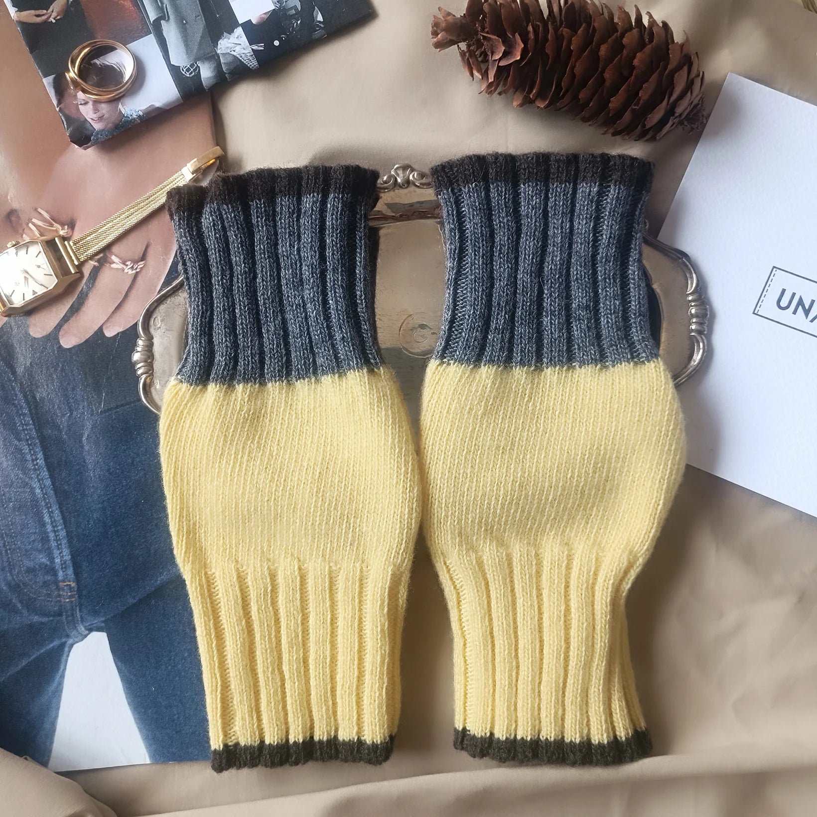 Unpair Sleeve in Lemon Grey Coffee