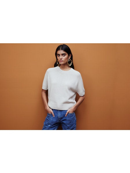 Allude Cashmere Short Sleeve Jumper in Chalk - SKULPT Dublin